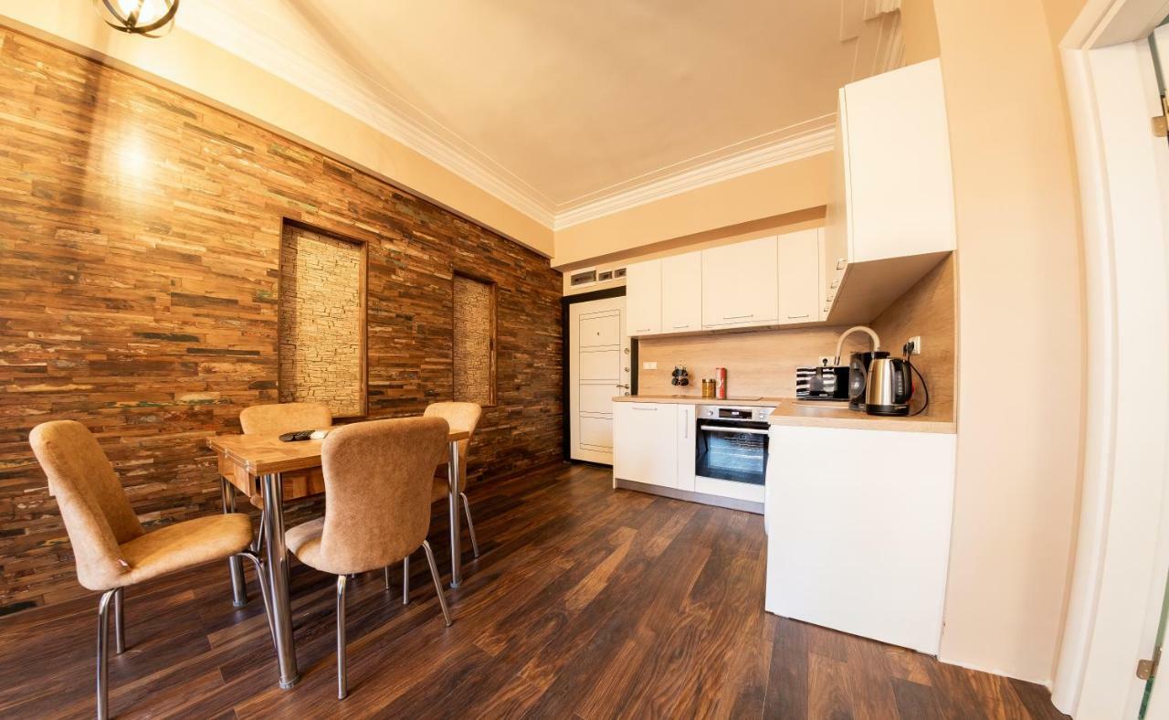 Sofia Artist Life Apartment Екстер'єр фото