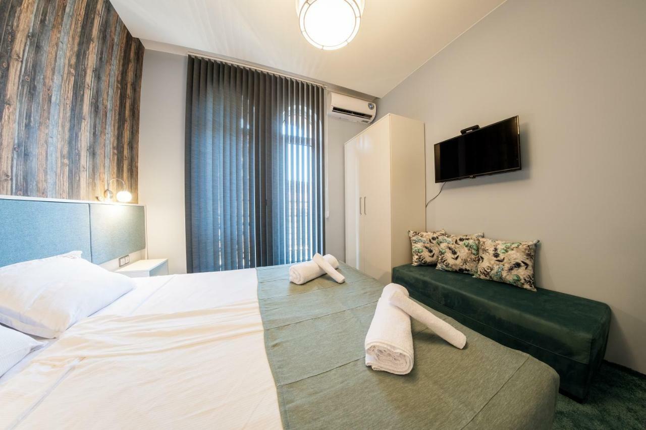 Sofia Artist Life Apartment Екстер'єр фото